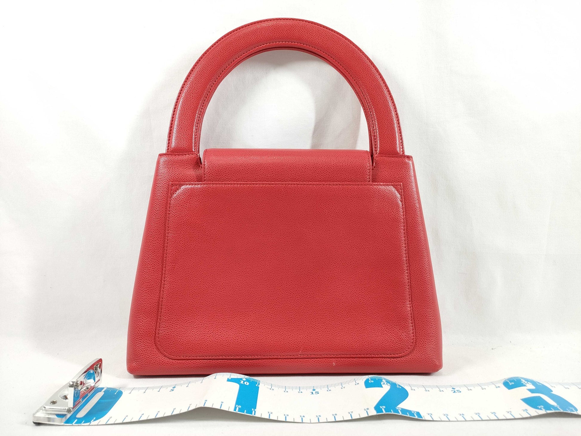 CHANEL Turnlock Handbag Caviar Red GP Handbag