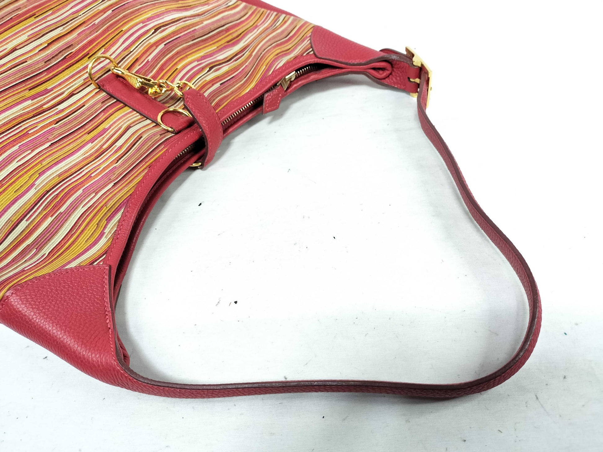 HERMES Trim 35 Vibrato Red with Gold Hardware, 2003 Shoulder Bag