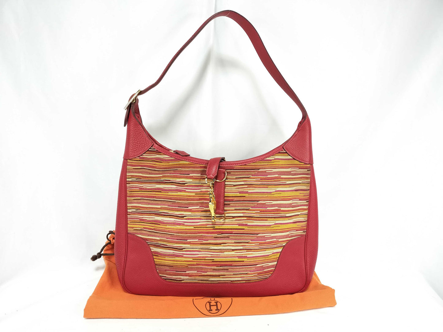 HERMES Trim 35 Vibrato Red with Gold Hardware, 2003 Shoulder Bag