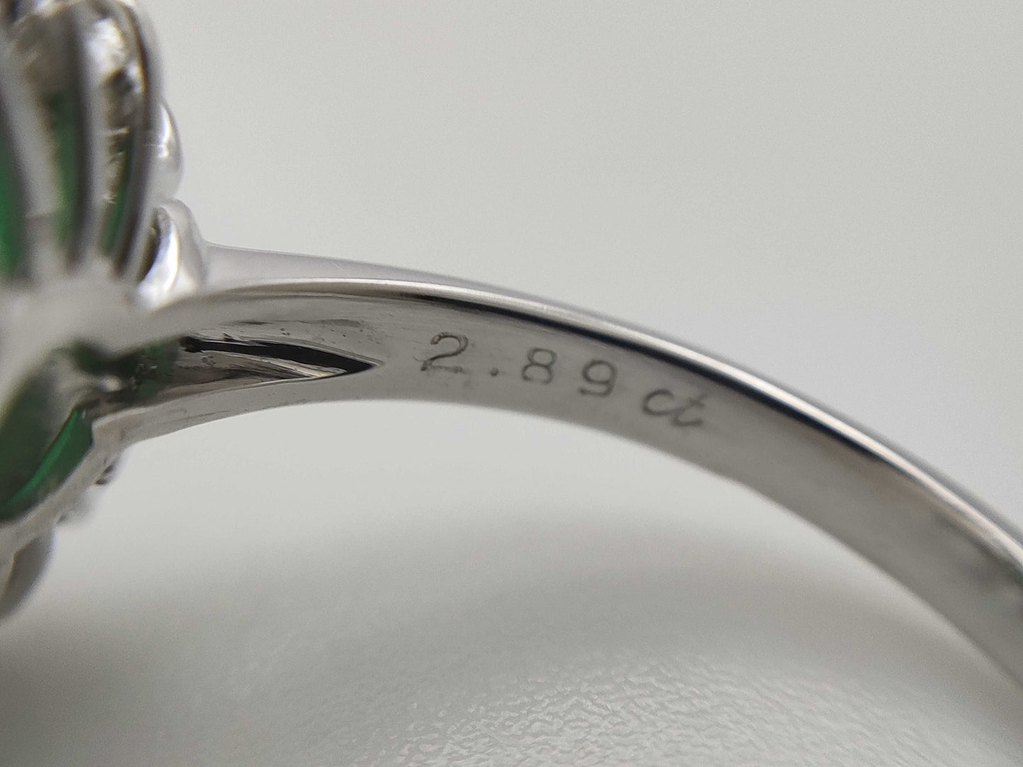 Colored Stone 2.89ct D0.49ct PT900 6.2g Ring 