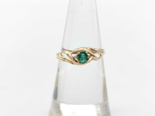 Emerald and Diamond 18K 1.4g Ring 