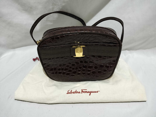 Salvatore Ferragamo Vara Shoulder Bag Crocodile Shoulder Bag