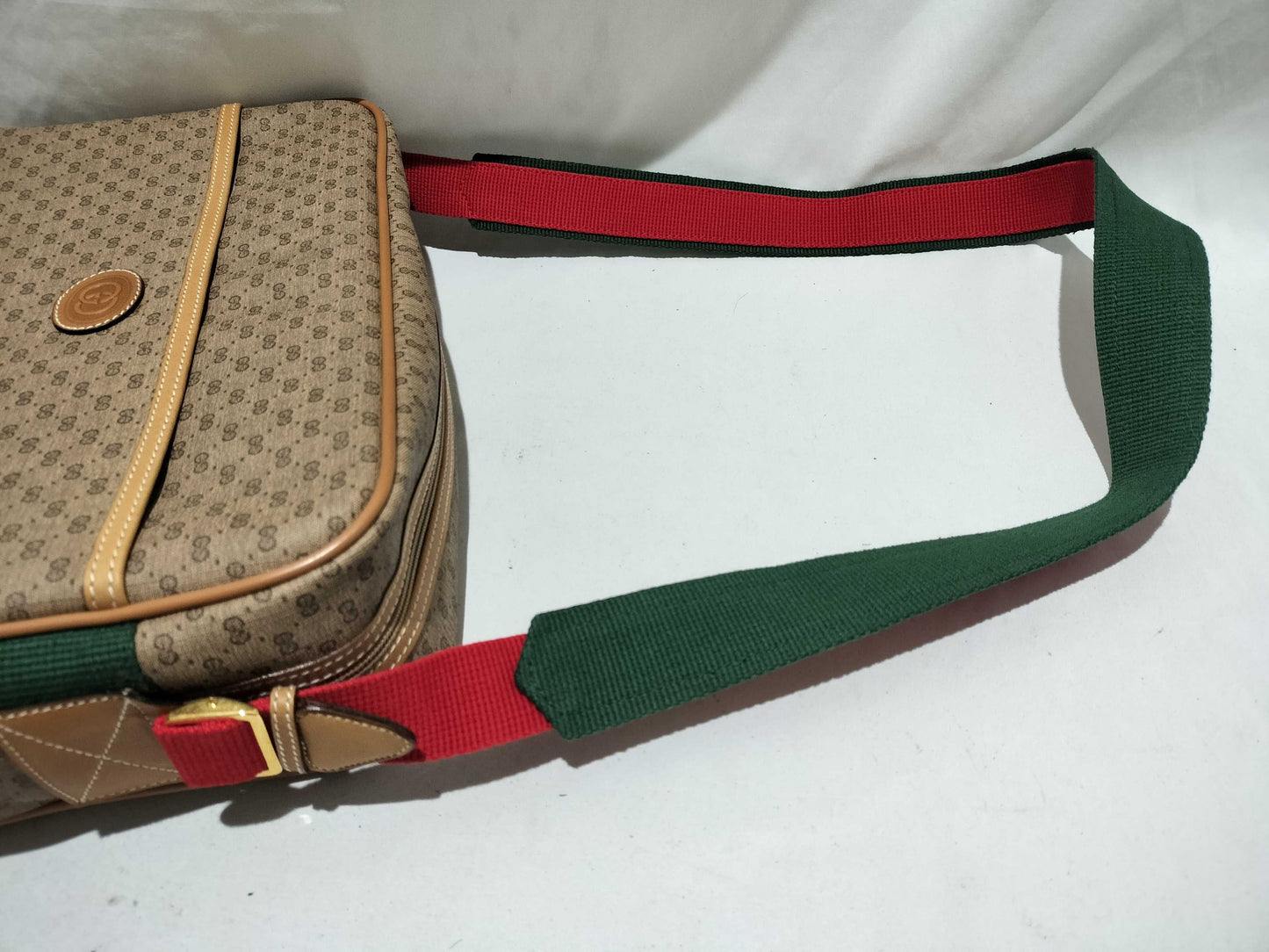 GUCCI Sherry Line Shoulder Bag