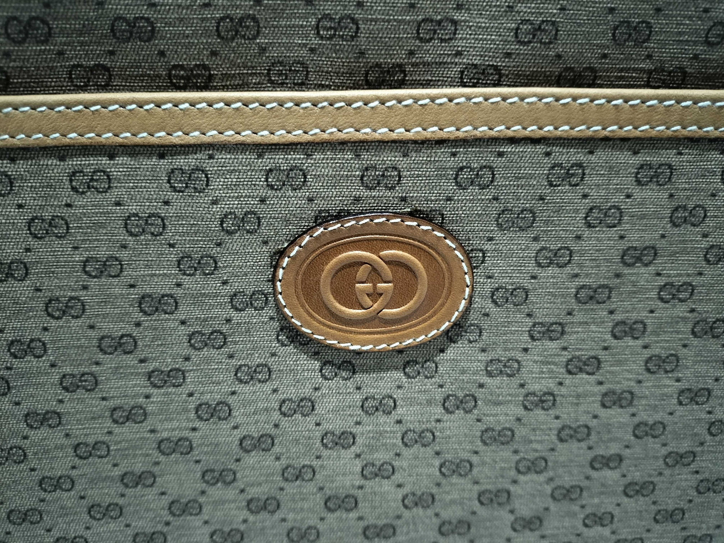 GUCCI Sherry Line Shoulder Bag