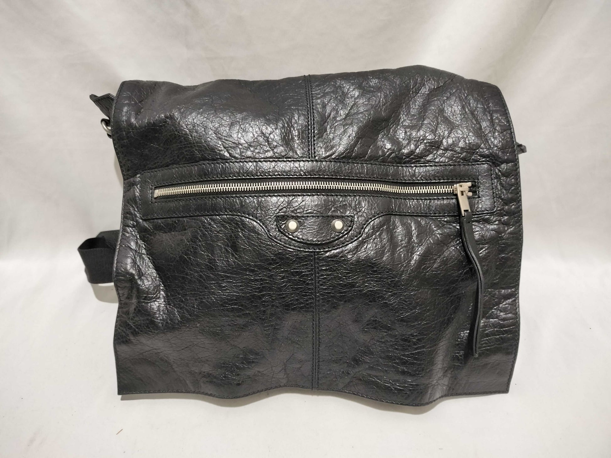 BALENCIAGA Black Leather Crossbody Shoulder Bag