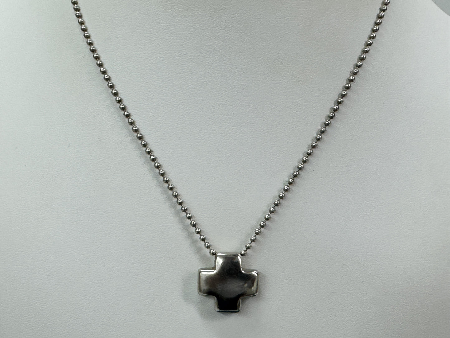 Tiffany & Co. Tiffany Precious Metal Necklace Pendant Necklace