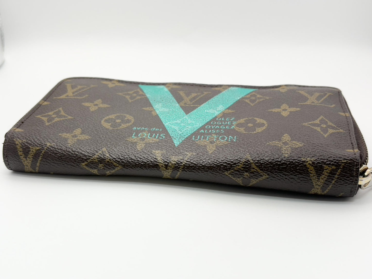 LOUIS VUITTON Monogram V Zippy Wallet M60928 Turquoise Round Zip Wallet CA0195 Wallet