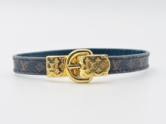 LOUIS VUITTON Monogram Louis Vuitton M6170 Bracelet Fasten Your LV Bracelet #19 PVC and Leather Brown Monogram BC2159 Bracelet/Bangle
