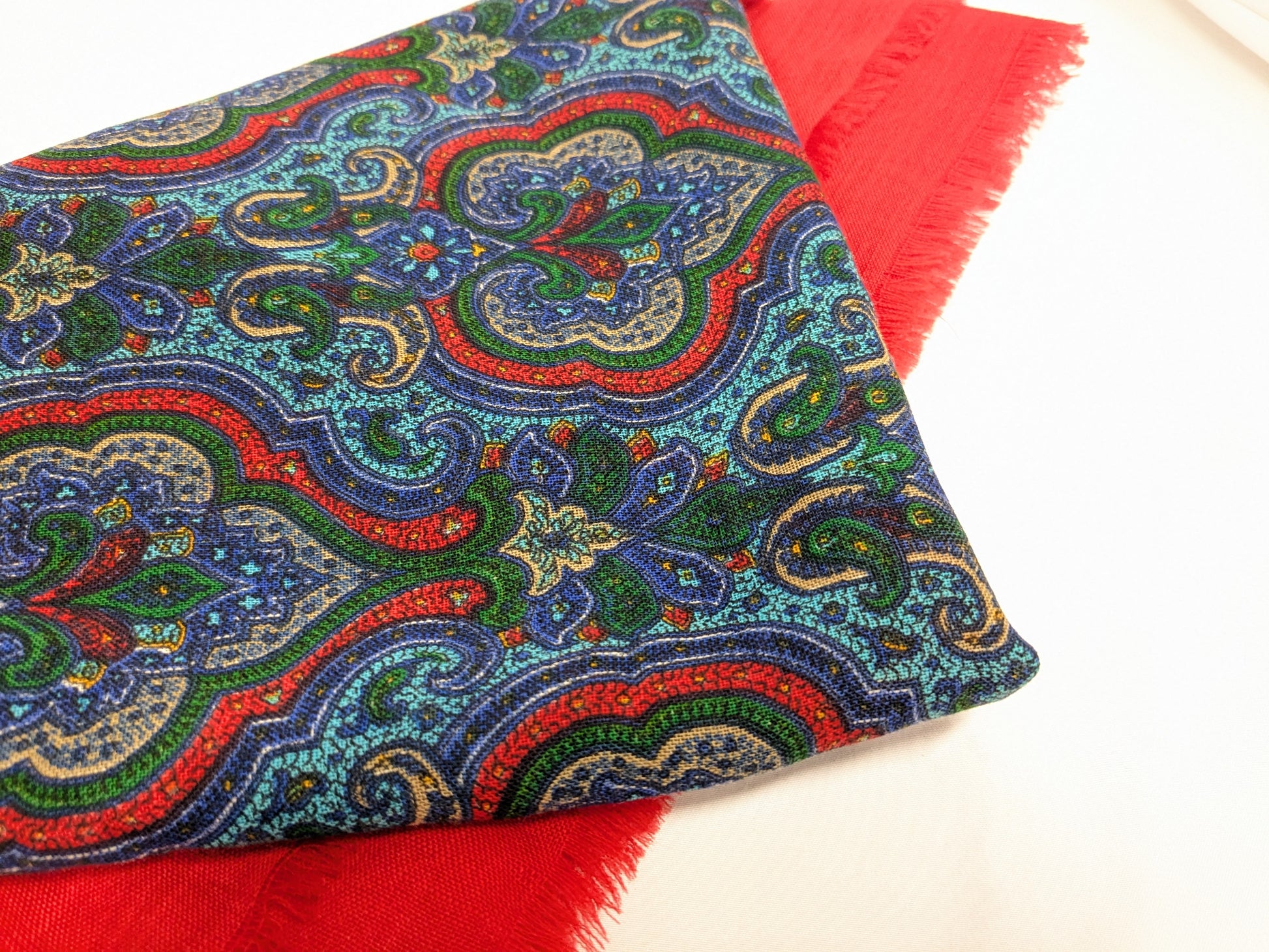 FENDI Large Stole, Paisley Pattern, Approx. 130 x 130cm, Other Apparel