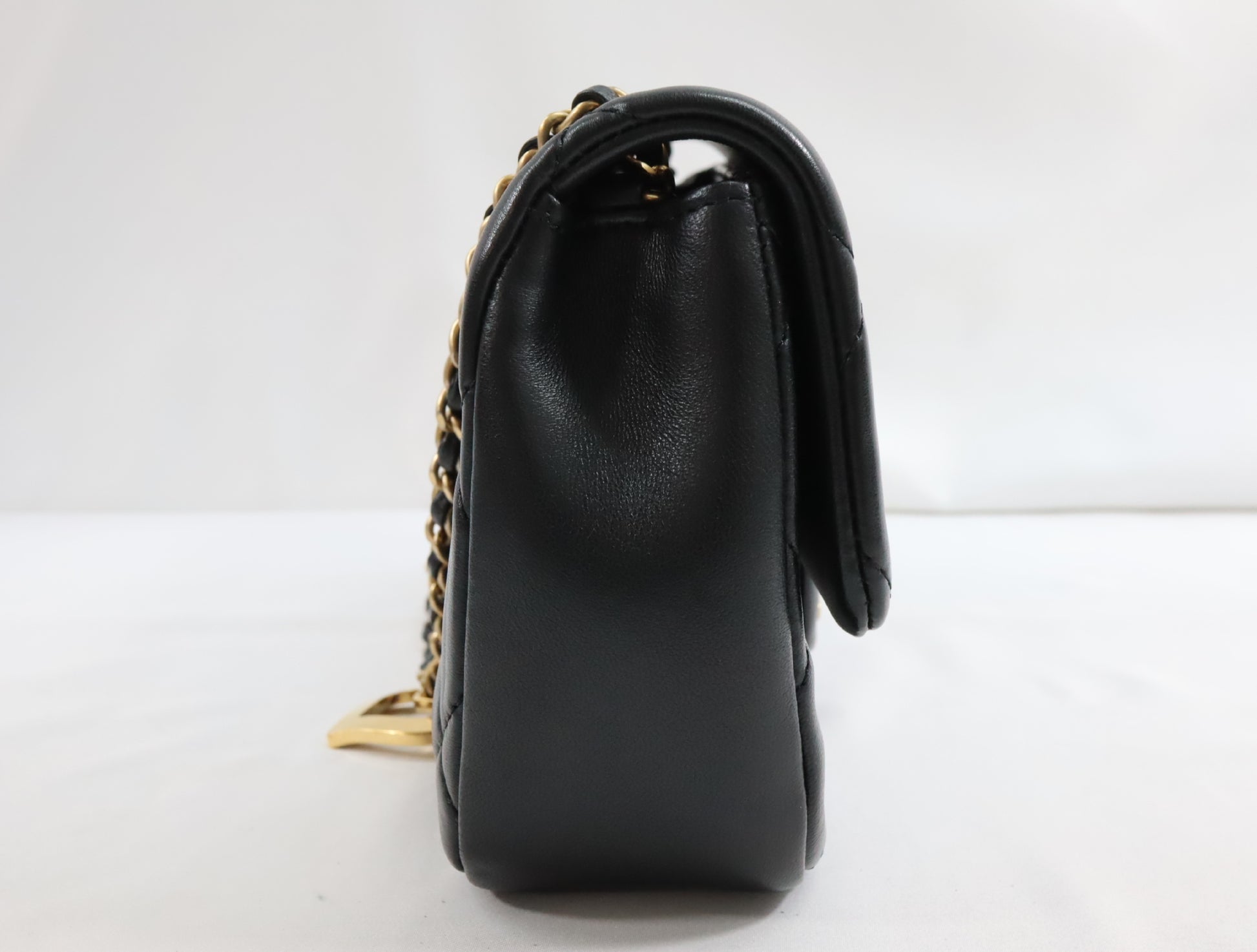 CHANEL Matelasse Chain Shoulder Bag Mini Matelasse Coco Mark AS3456 CHANEL Heart Black Shoulder Bag