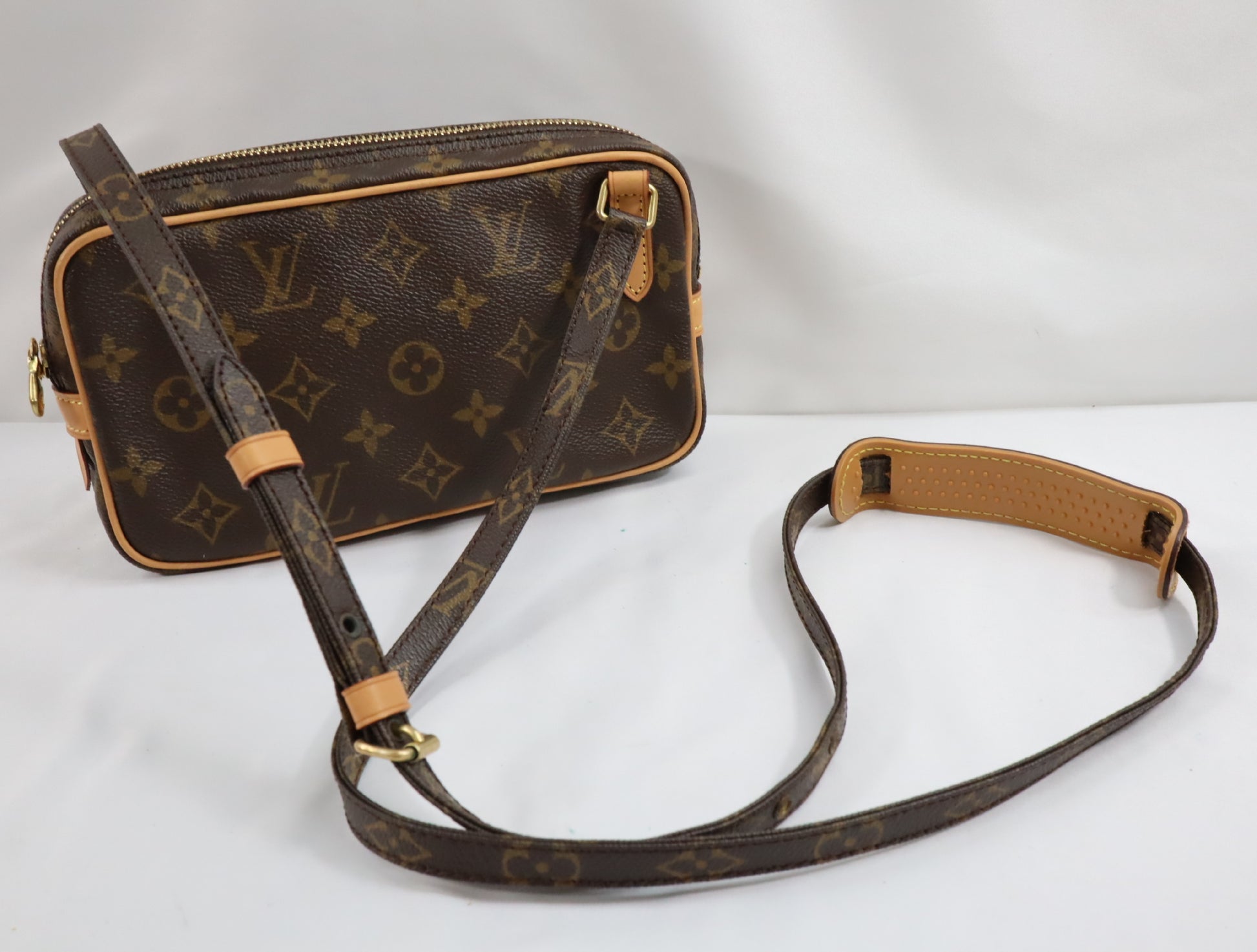 LOUIS VUITTON Monogram LOUIS VUITTON M51828 Monogram Pochette Marly Bandouliere SL0050 Shoulder Bag