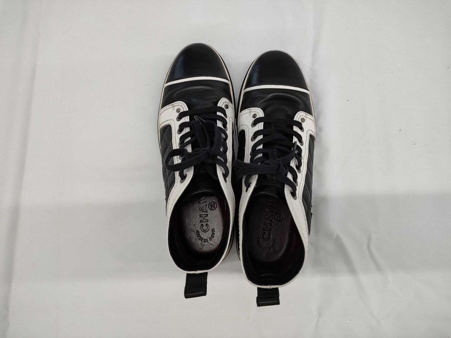 CHANEL Women's Shoes Size 36 Sneakers