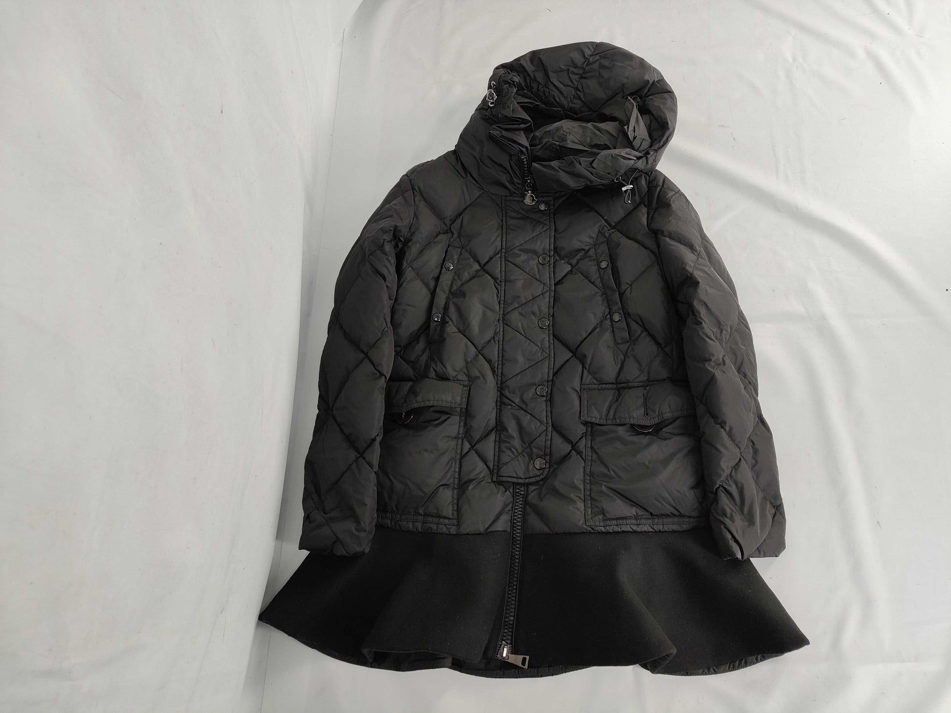 MONCLER MONCLER VAULOGETTE Moncler Women's Down Jacket Size 0 Jacket