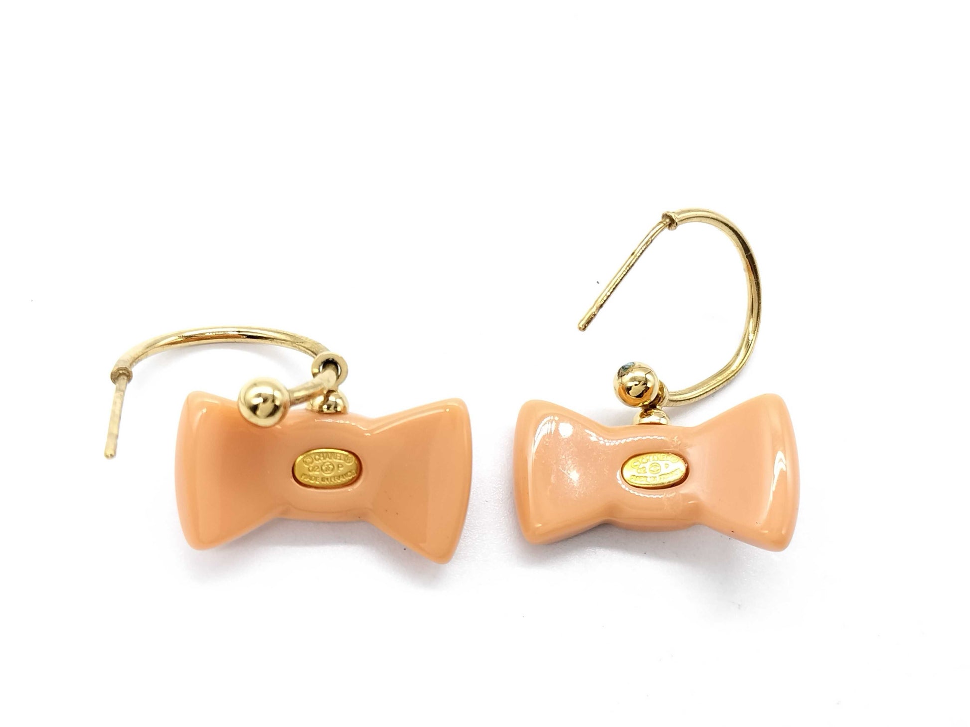 CHANEL 02P Ribbon Earrings