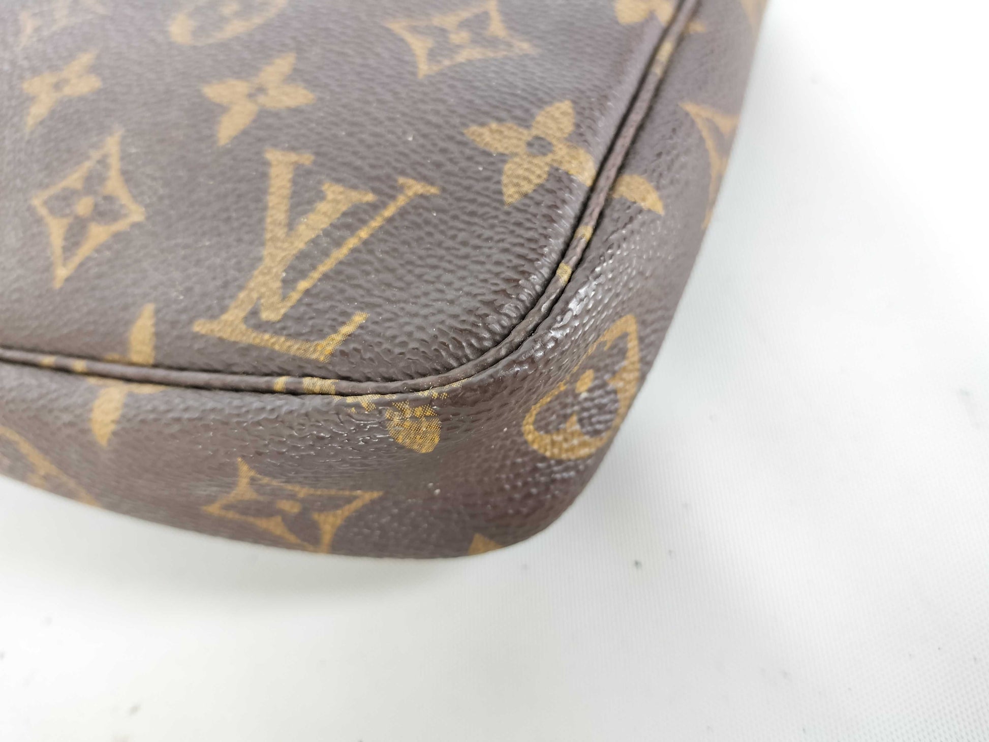 LOUIS VUITTON Monogram Pochette Accessoires Monogram M51980 AR0937 Shoulder Bag