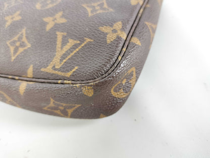 LOUIS VUITTON Monogram Pochette Accessoires Monogram M51980 AR0937 Shoulder Bag