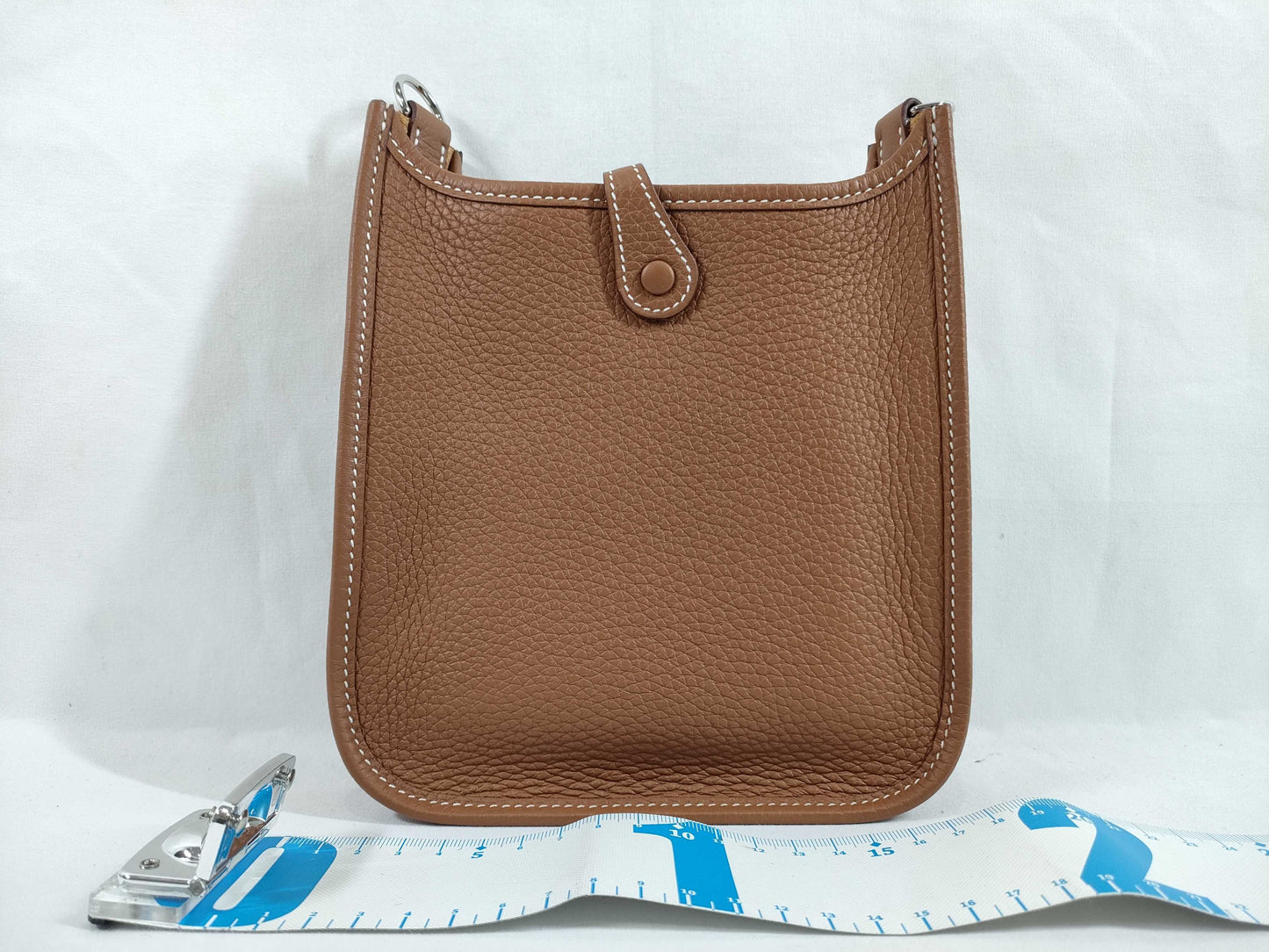 HERMES Evelyn TPM Amazon Gold Taurillon Clemence K Stamped Shoulder Bag