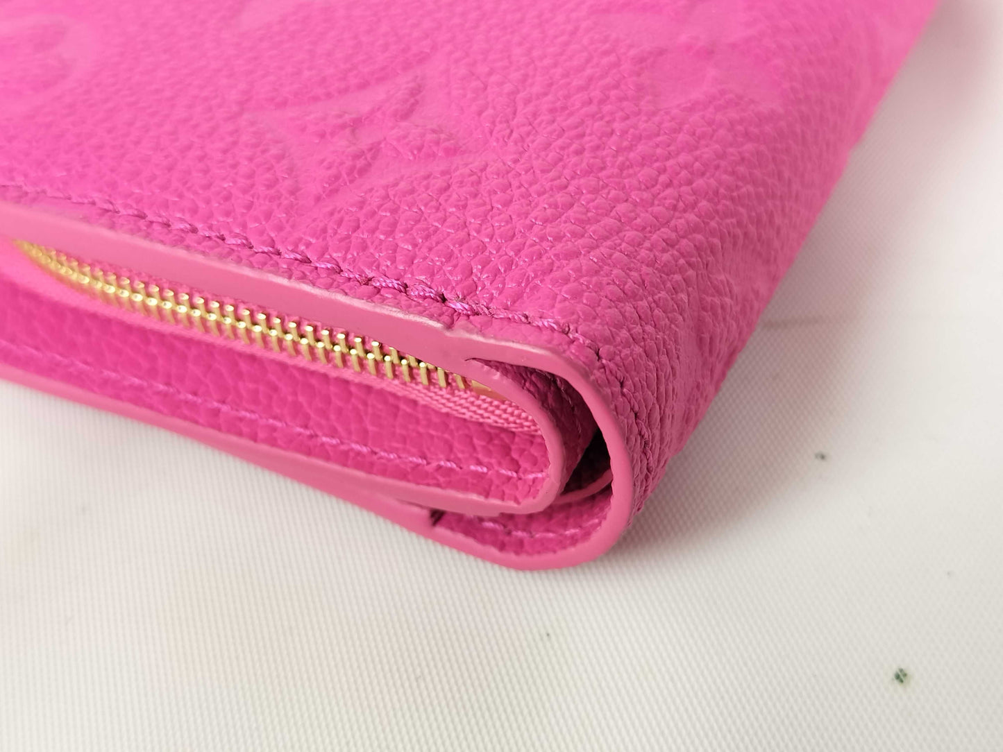 LOUIS VUITTON Monogram Multicolore LOUIS VUITTON LV x TM Portefeuille Claire Cute Pink Wallet