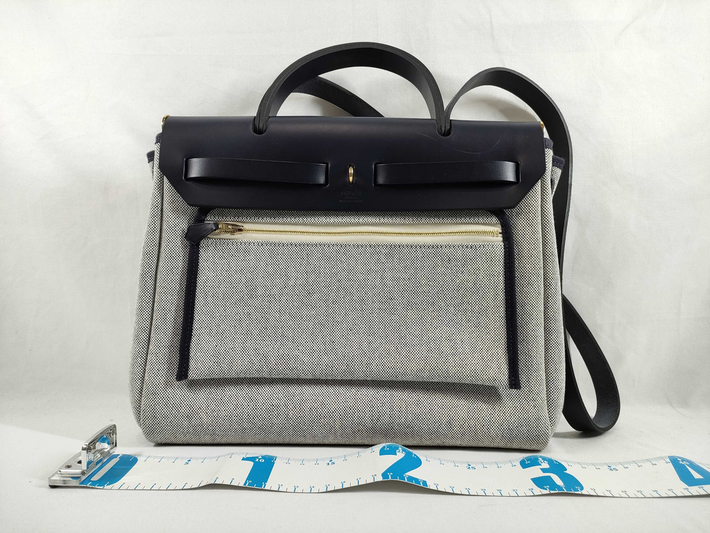 HERMES Airbag Zip PM, Light Gray/Navy, Toile H/Vache Hunter, U Stamp, Shoulder Bag