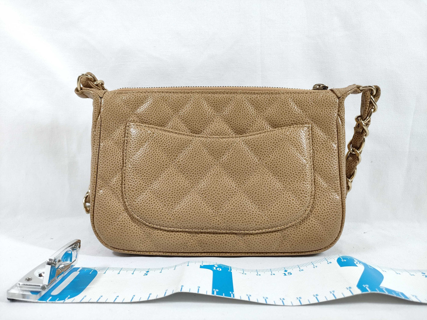 CHANEL CHANEL Matelasse Beige Caviar Leather Shoulder Bag with Gold Hardware and Chain