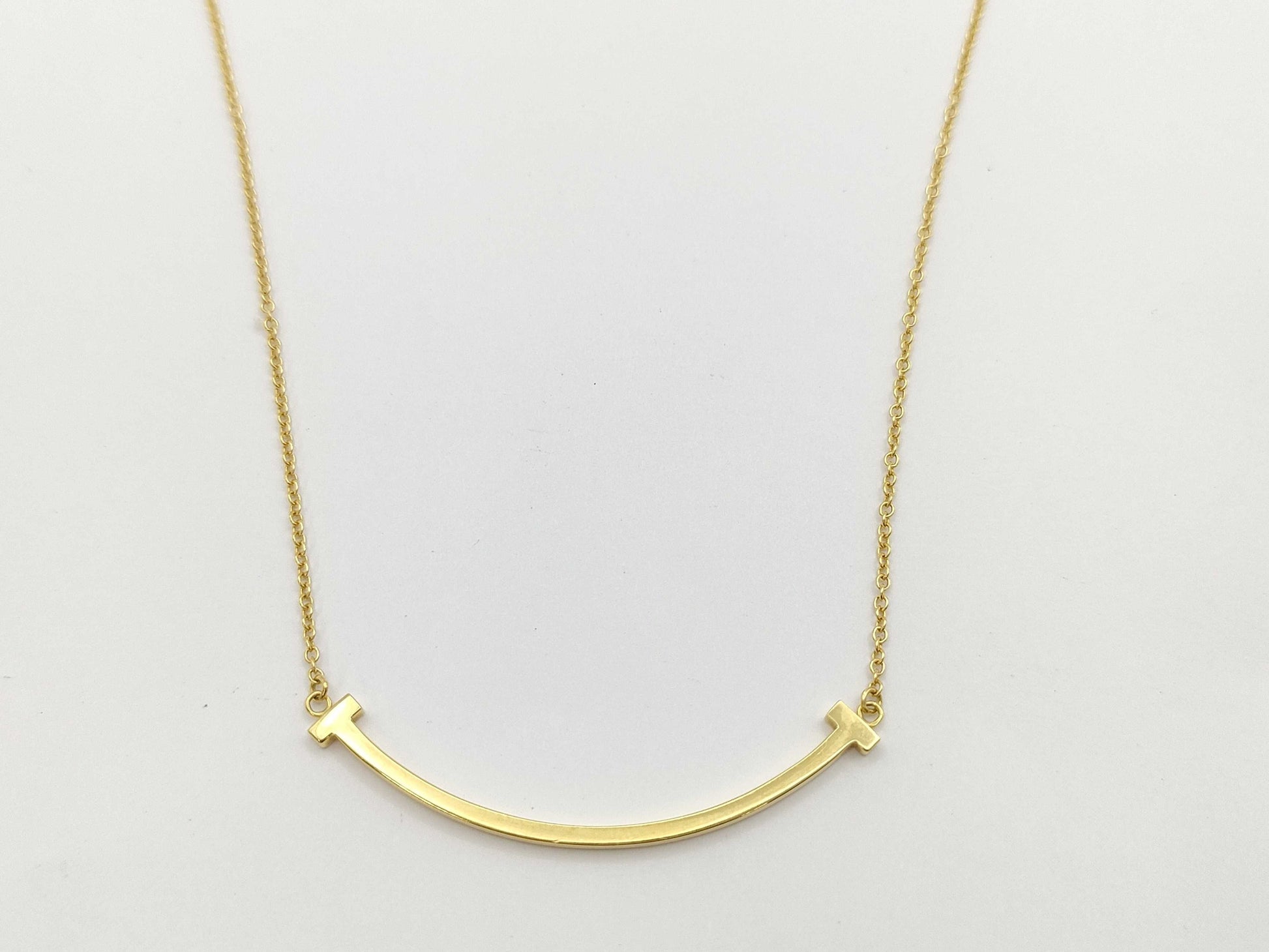 Tiffany & Co. T Smile Small Necklace in Yellow Gold and Au750, 3.0g 