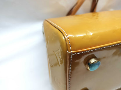 LOUIS VUITTON Vernis Louis Vuitton Vernis Blair MM M90180 Accessories: Strap Handbag