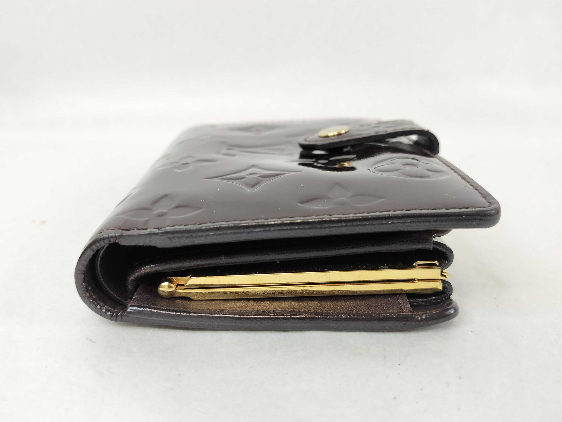 LOUIS VUITTON Vernis Louis Vuitton Vernis Clasp Wallet
