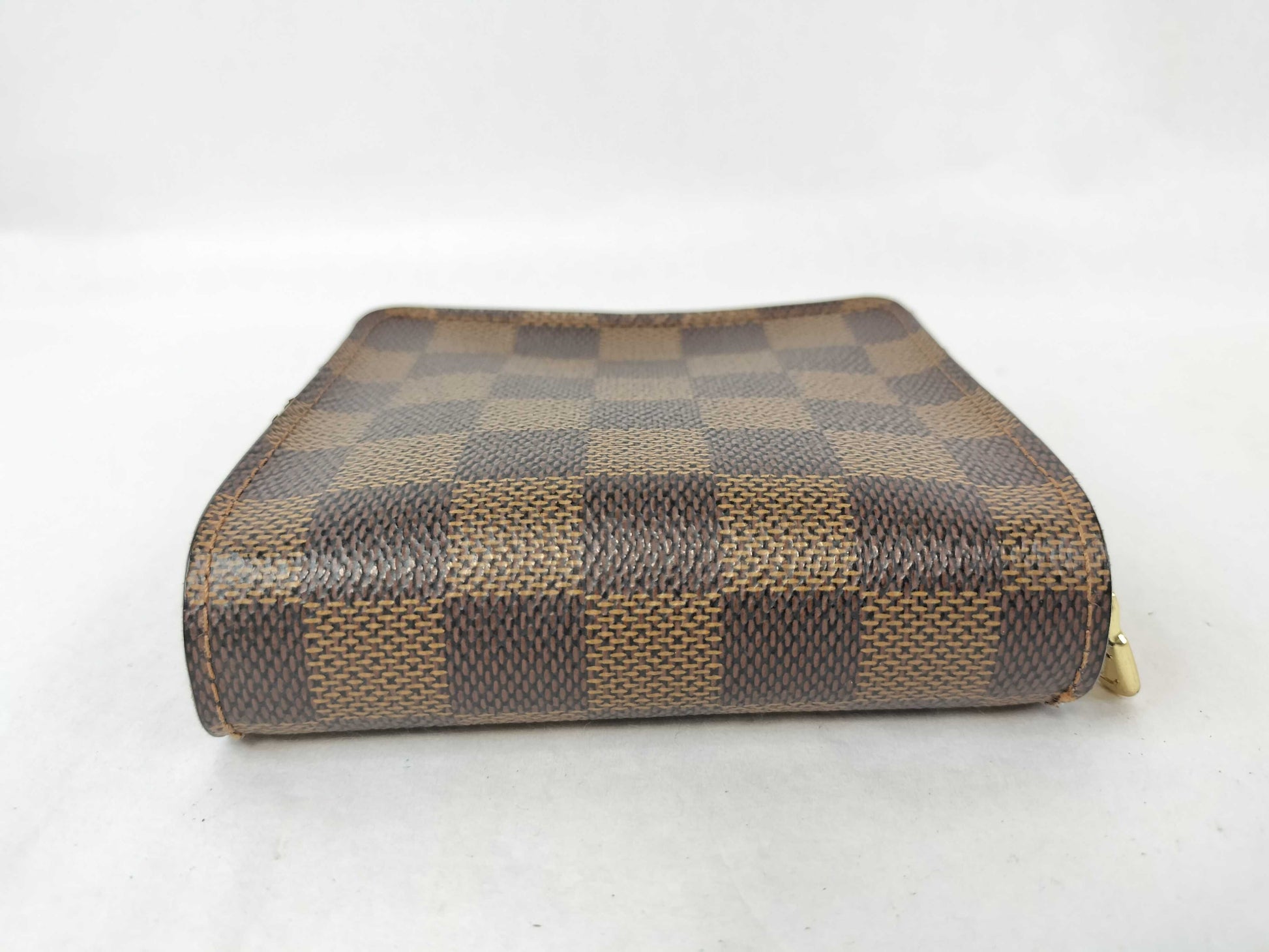 LOUIS VUITTON Damier Compact Zip Wallet