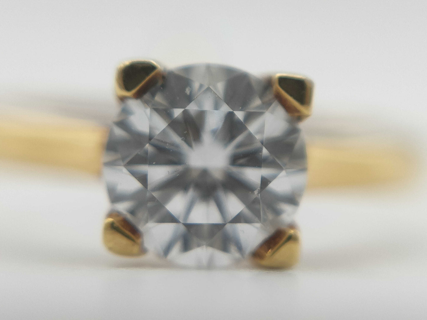 HARRY WINSTON HW 1PD YG 750 1.1g Pendant Top 