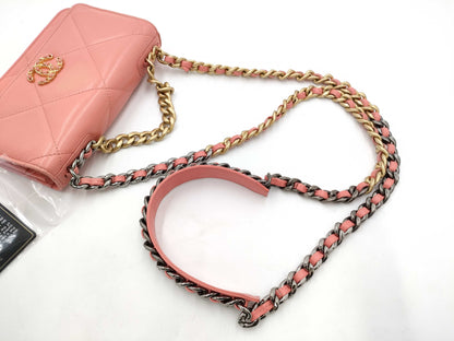 CHANEL Matelasse Chanel 19 Chain Wallet Lambskin GD Hardware AP0957 Shoulder Bag