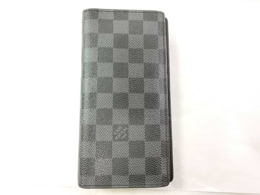 LOUIS VUITTON Damier Graphite LOUIS VUITTON Damier Graphite Portefeuille Brazza? Wallet