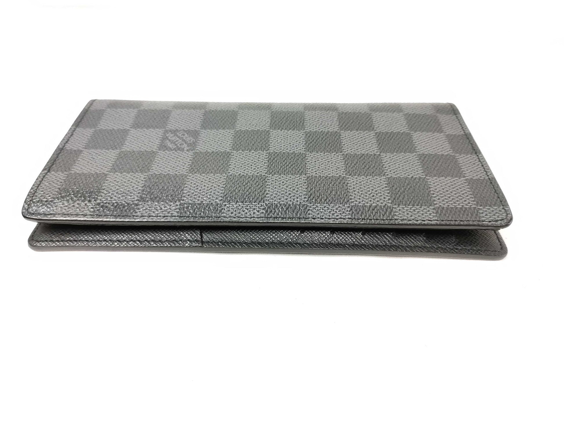 LOUIS VUITTON Damier Graphite LOUIS VUITTON Damier Graphite Portefeuille Brazza? Wallet