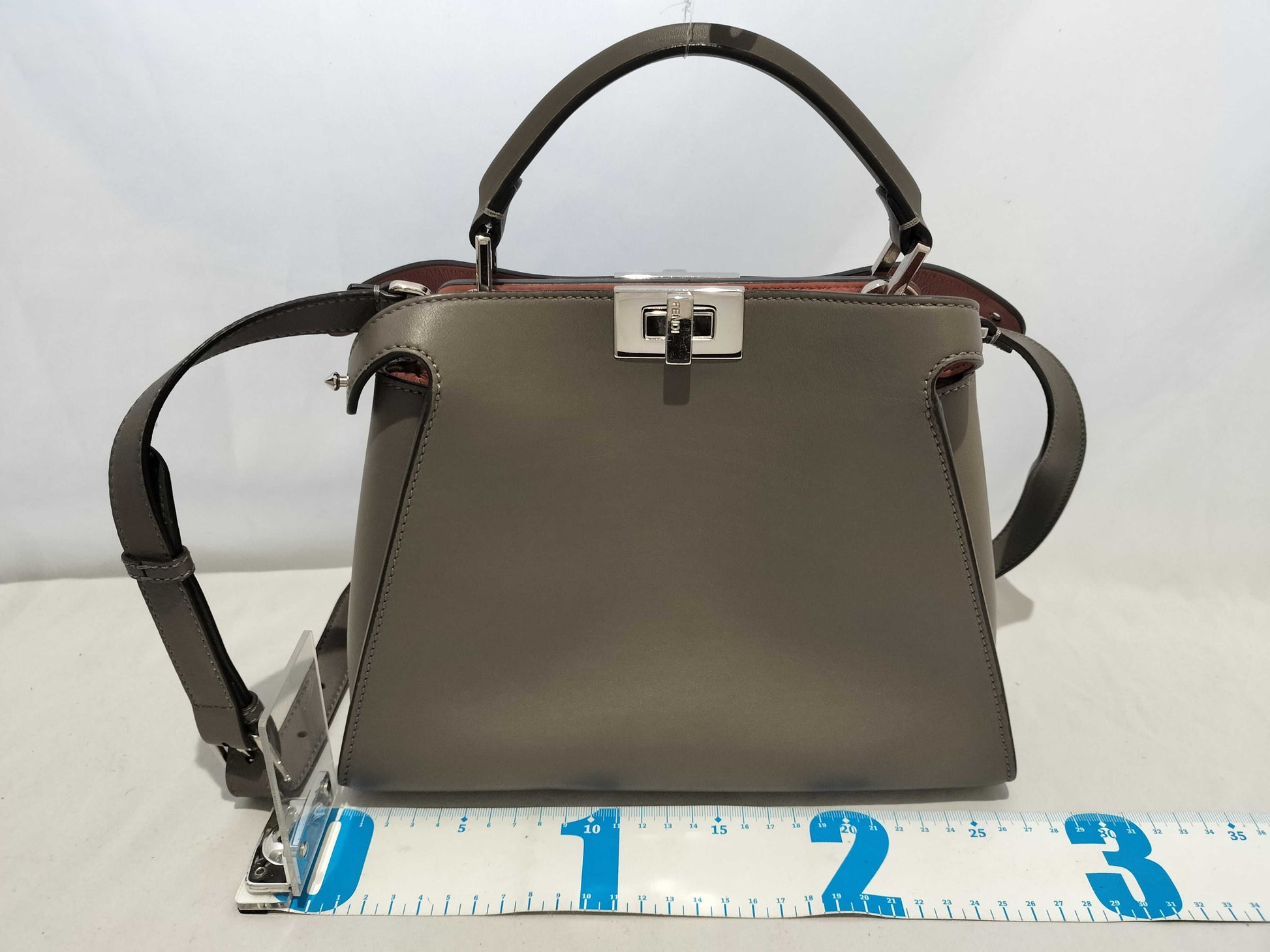 FENDI Peekaboo Iconic Essential 2-way handbag/shoulder bag