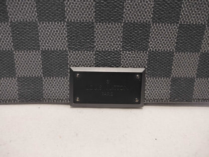 LOUIS VUITTON Damier Louis Vuitton Damier Graphite District mm Shoulder Bag