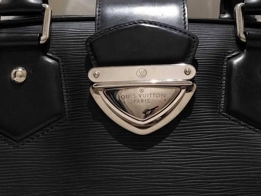 LOUIS VUITTON Epi Montaigne GM Handbag