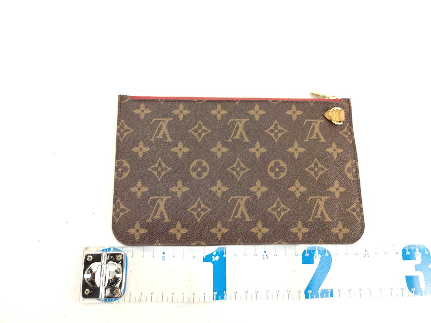 LOUIS VUITTON Monogram M41177 Monogram Neverfull Cerise Pouch 