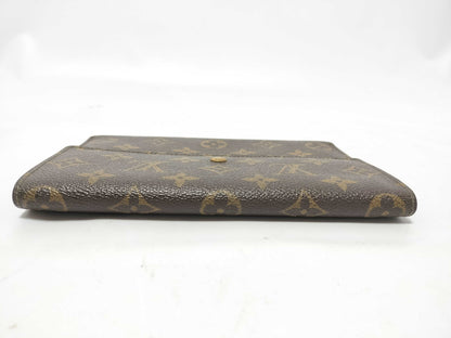 LOUIS VUITTON Monogram M60135 Monogram Pochette Passport Wallet