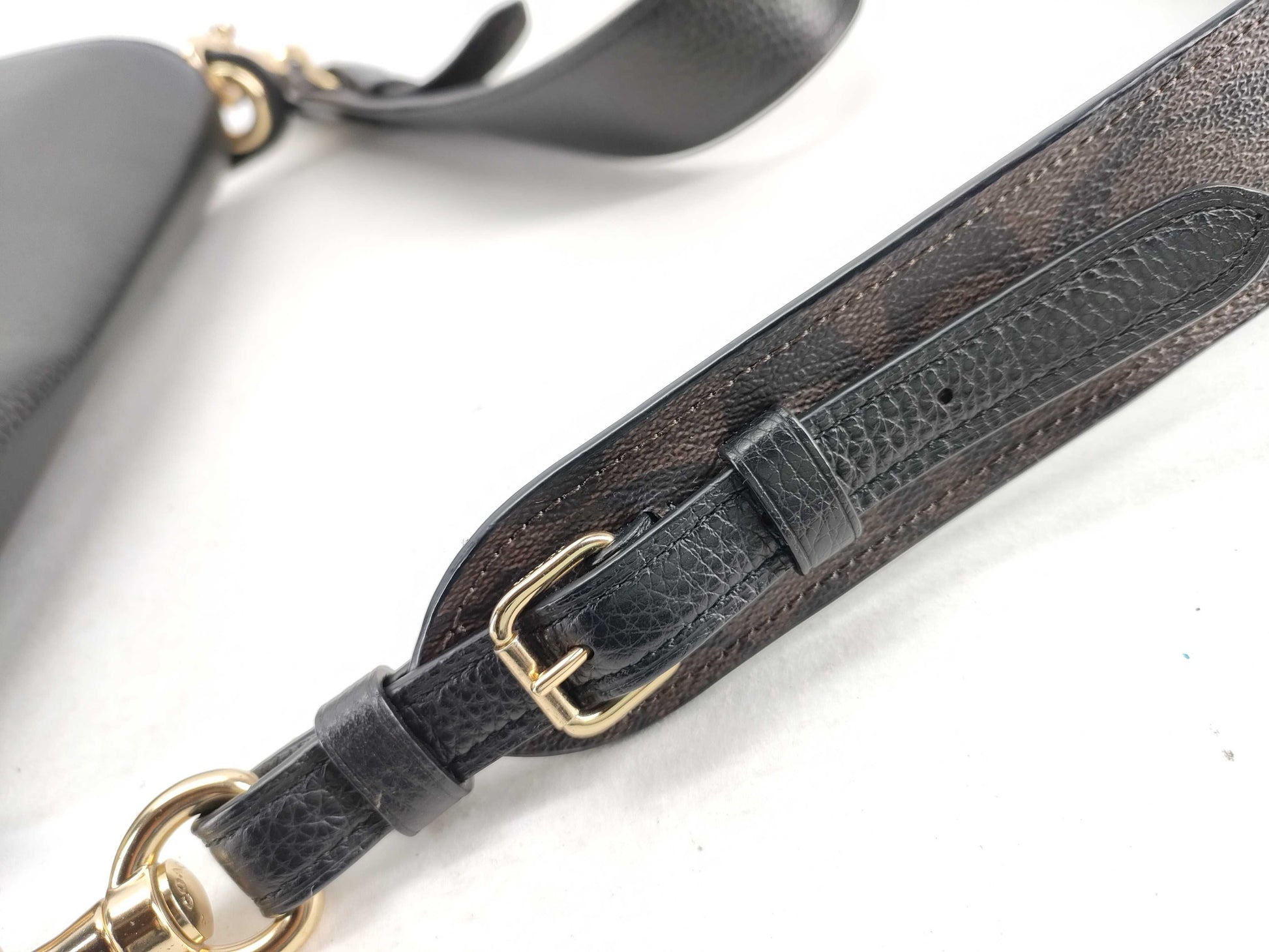 COACH F77979 Leather Shoulder Bag, Black, with Strap