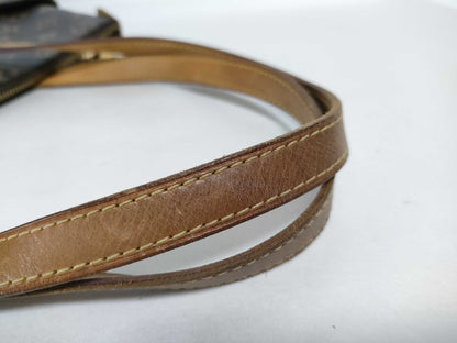 LOUIS VUITTON Monogram Totally Tote Bag