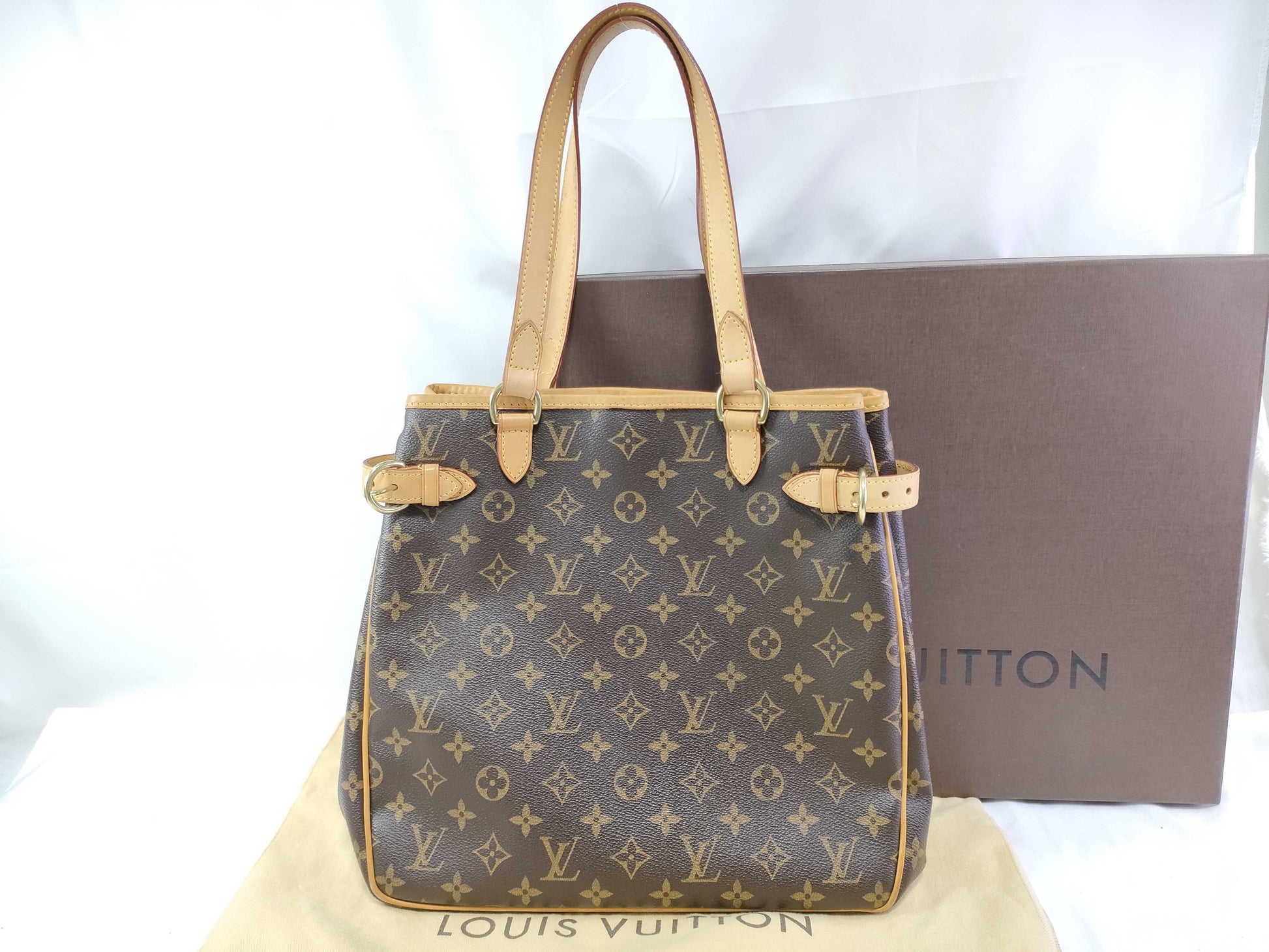 LOUIS VUITTON Monogram Batignolles Handbag