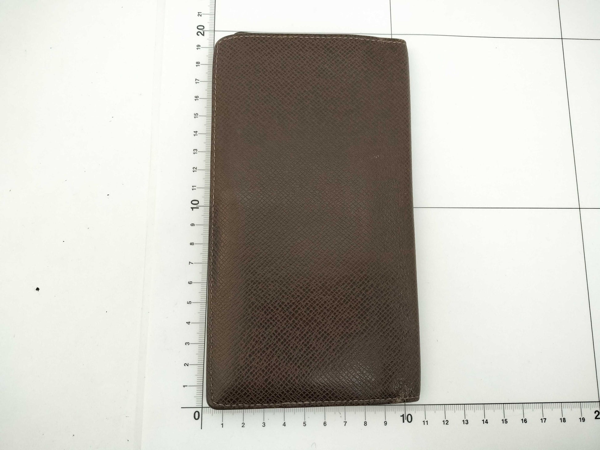 LOUIS VUITTON Taiga Wallet
