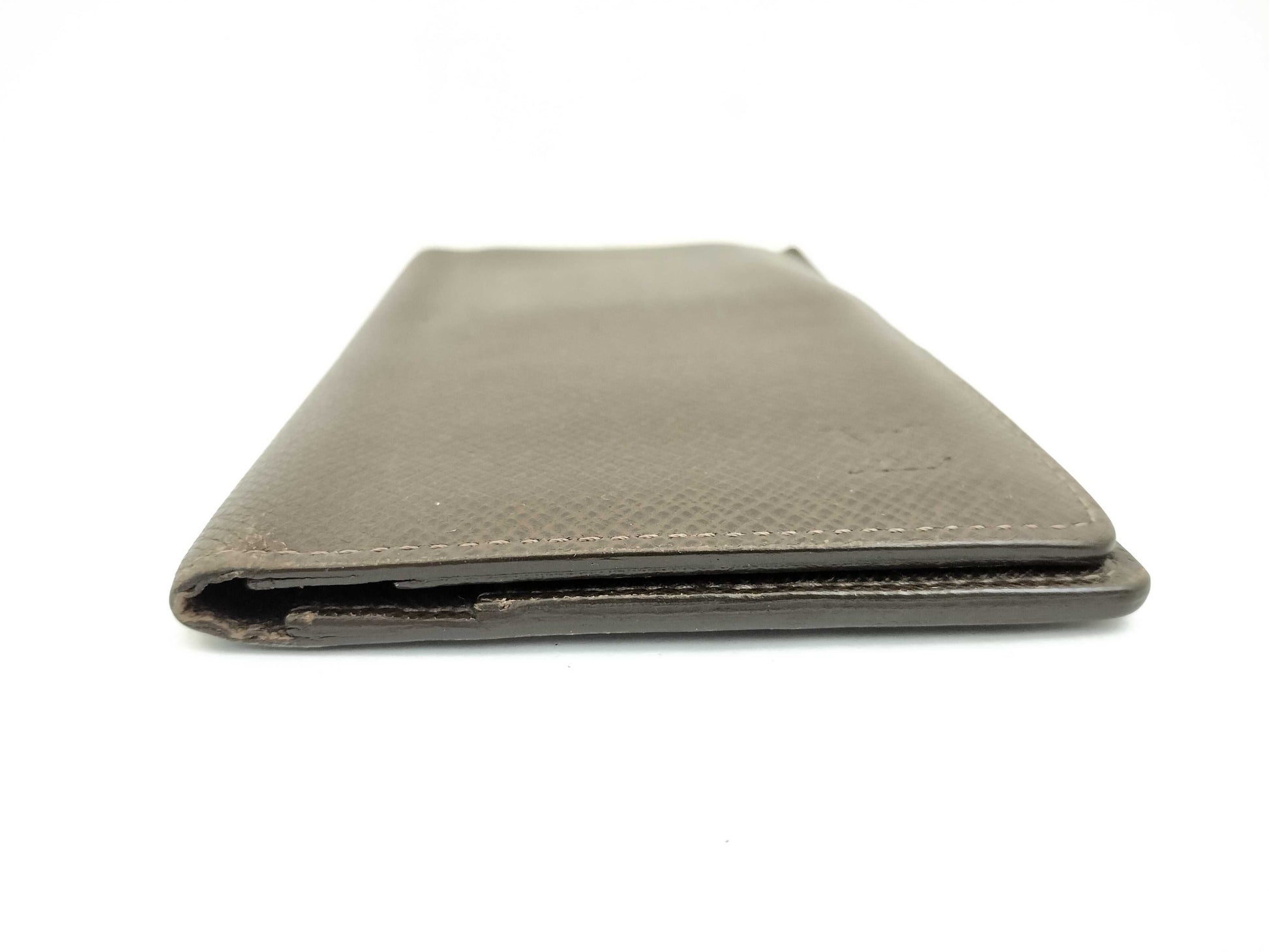 LOUIS VUITTON Taiga Wallet