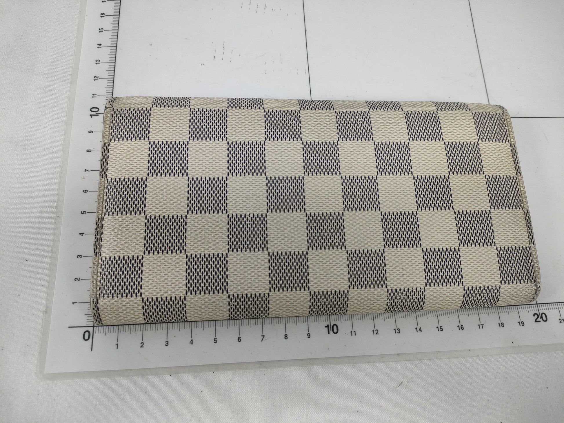 LOUIS VUITTON Damier Azur Louis Vuitton Damier Azur Wallet