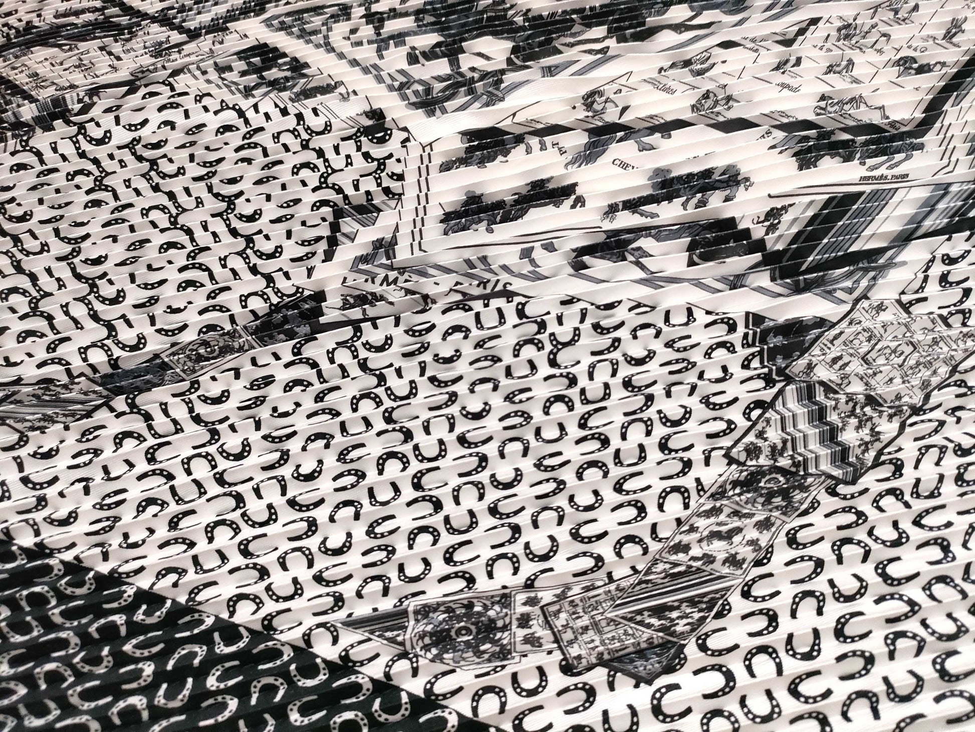 HERMES Carre HERMES Scarf Scarf