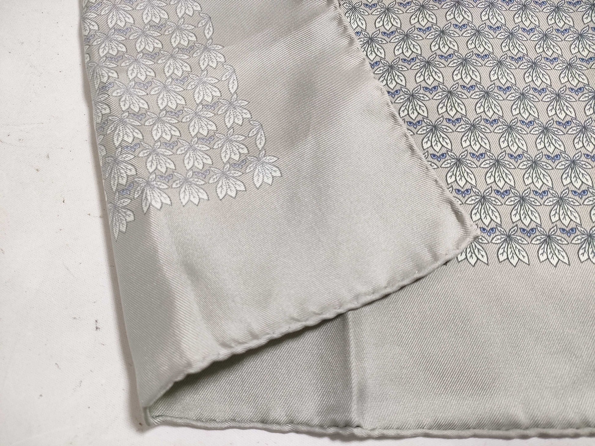 HERMES Carre HERMES Scarf Scarf