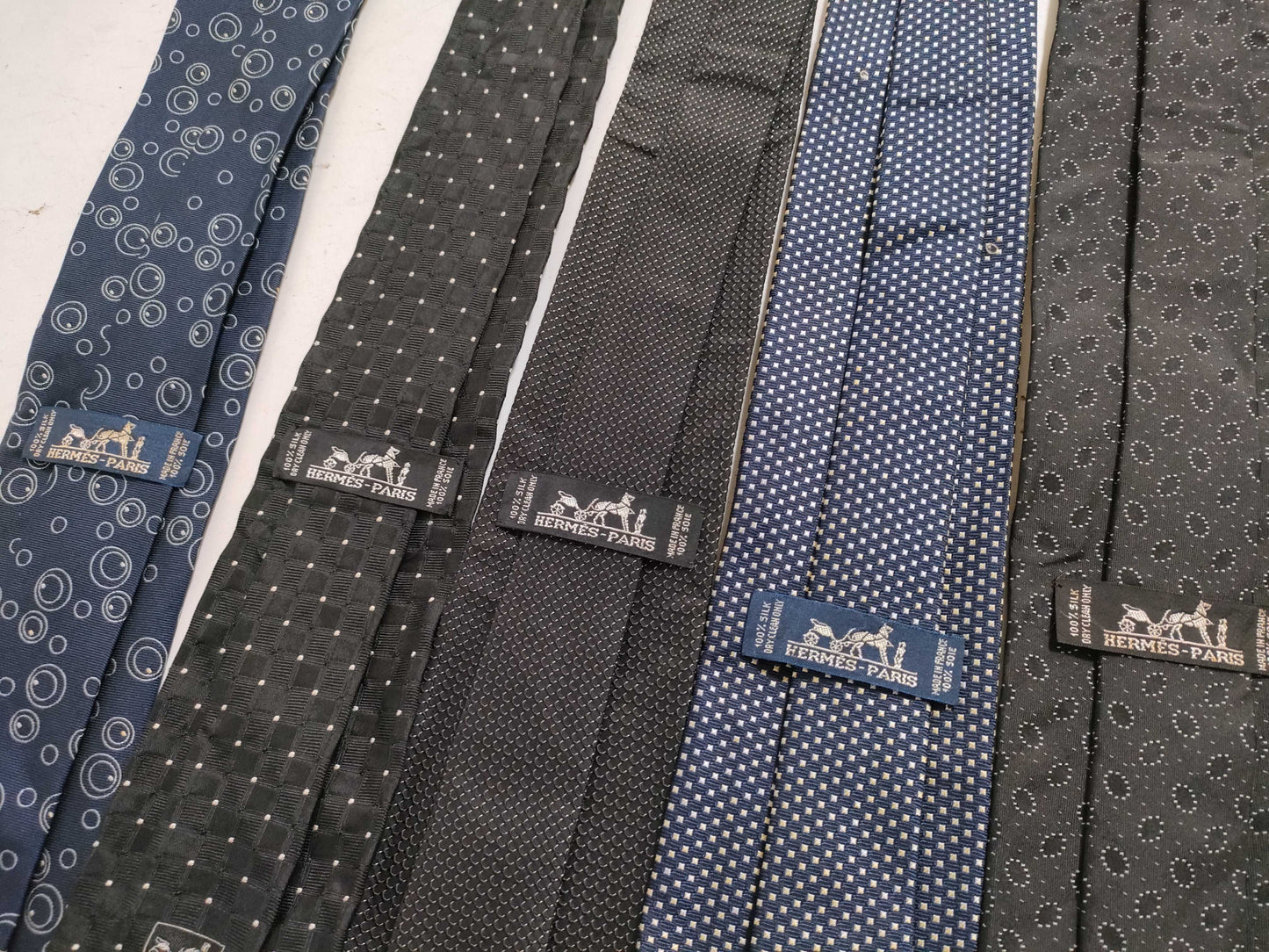 HERMES HERMES 5-piece tie