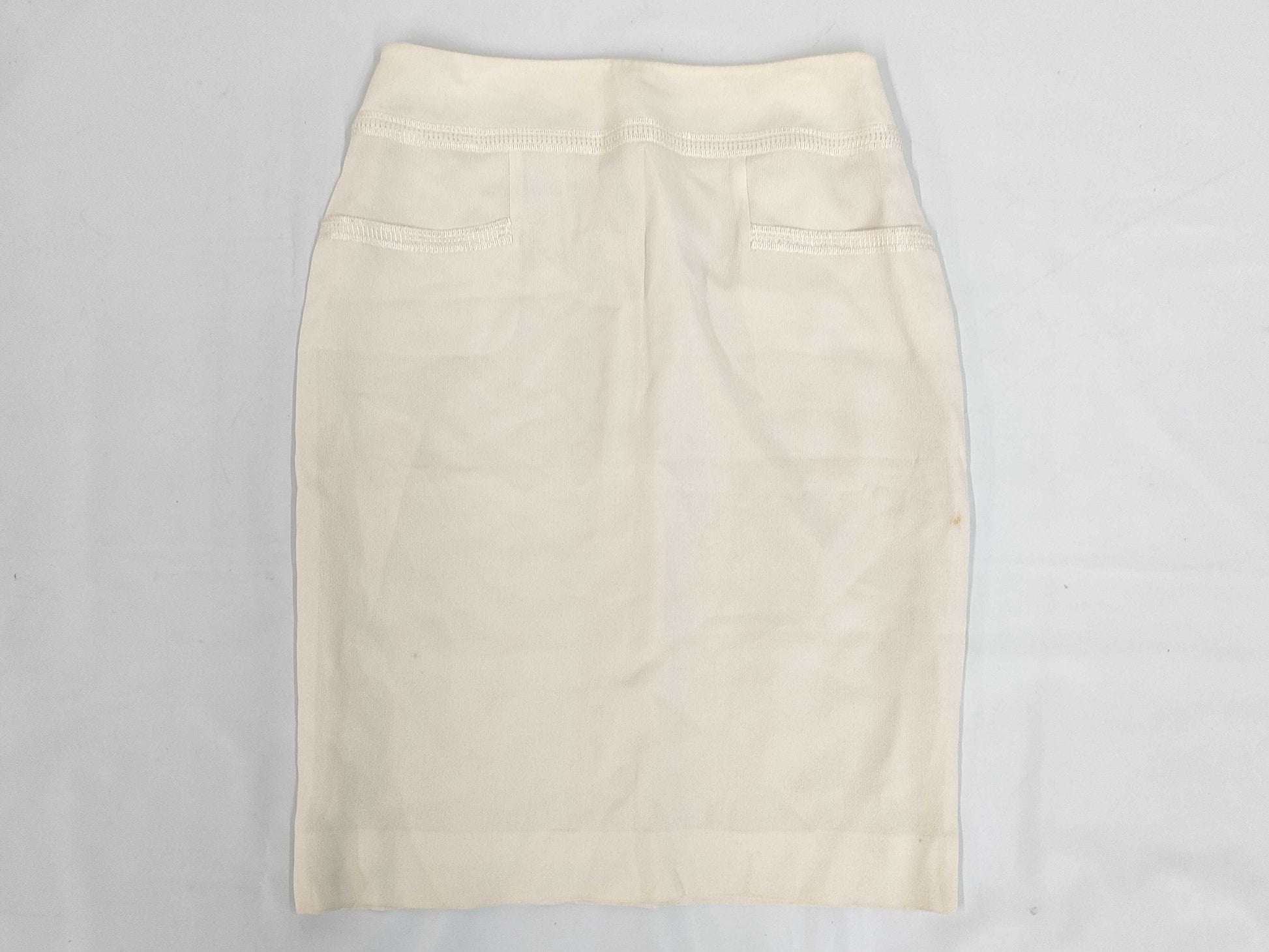 CHANEL White Tight Skirt Size 38 Skirt
