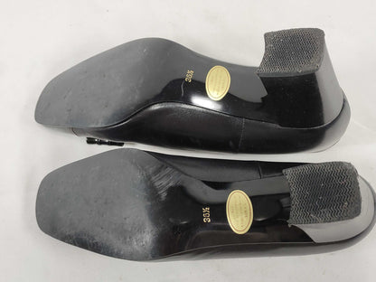 Yves Saint Laurent Yves Saint-Laurent Pumps Pumps