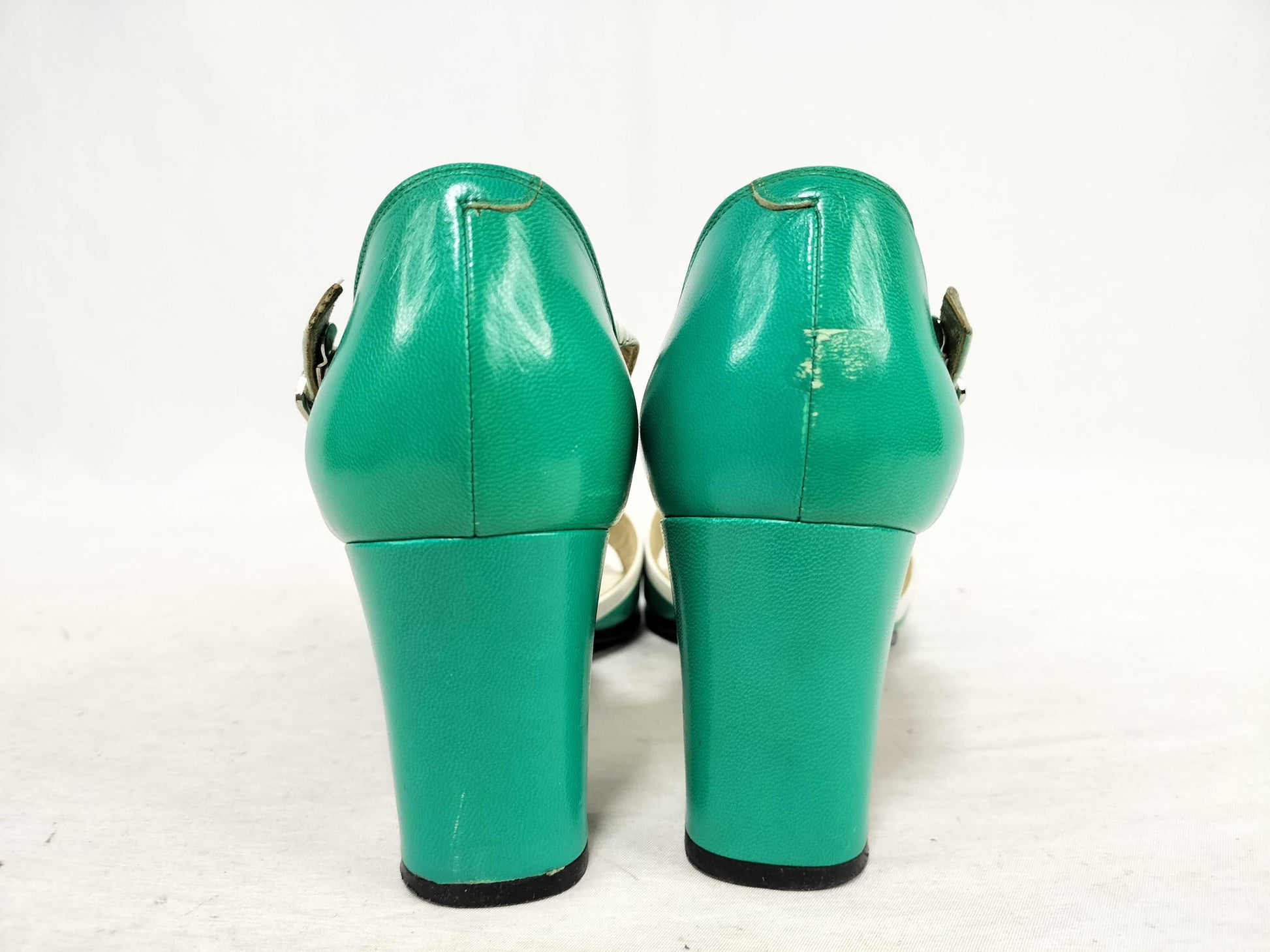 Yves Saint Laurent Yves Saint-Laurent Sandals Sandals