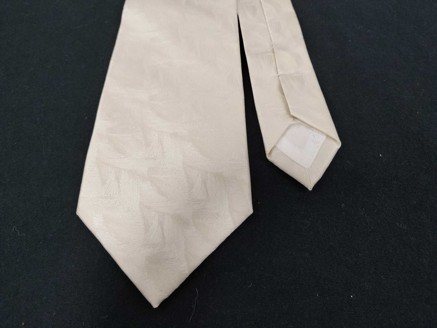 Yves Saint Laurent Yves Saint-Laurent Tie Tie